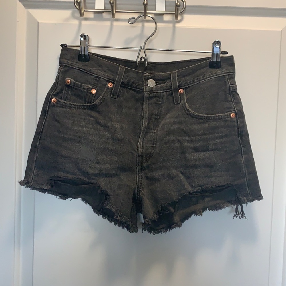 Levi’s original 501 black jean shorts